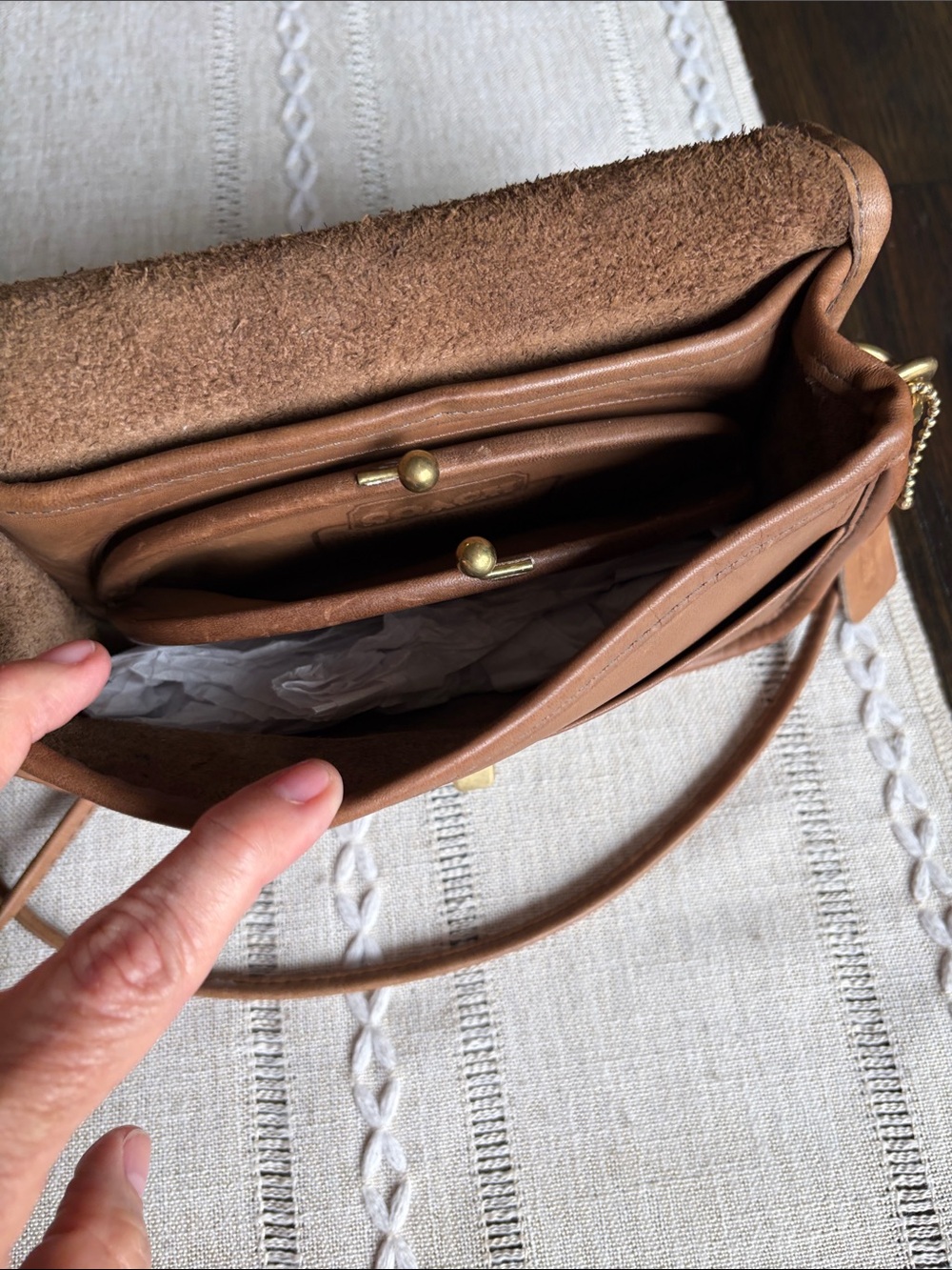 Vintage 1980’s Coach Pocket Purse British Tan Leather W/Original Hangtag! - Picture 4 of 10